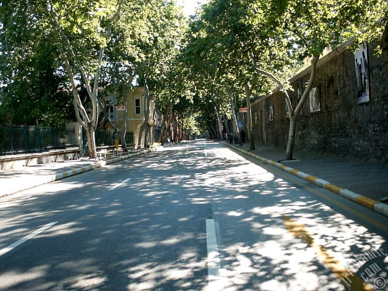 �stanbul Be�ikta�-Ortak�y yolundan Be�ikta� y�n�ne do�ru bak��.
