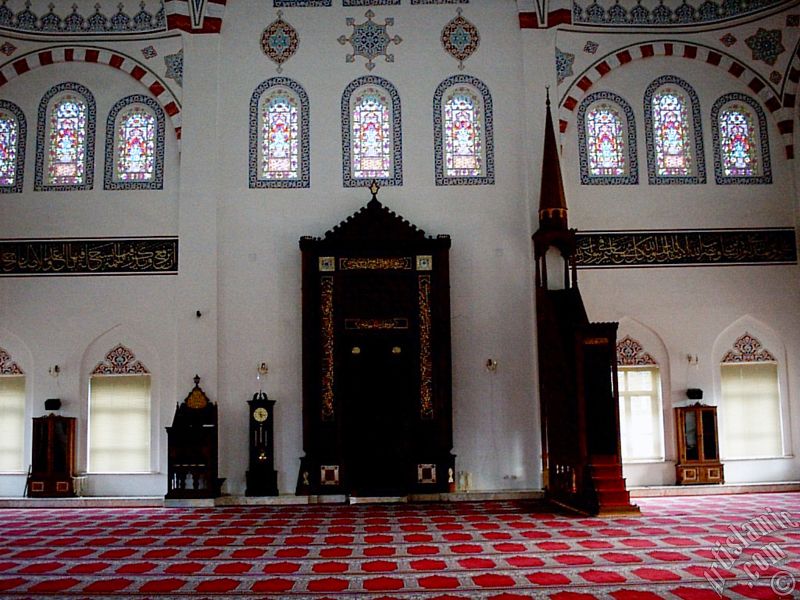 Bursa`da �lahiyat Fak�ltesi Camisi.
