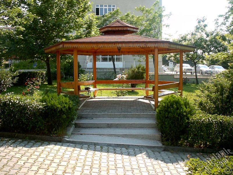 Bursa �lahiyat Fak�ltesi`nden bir g�r�nt�.

