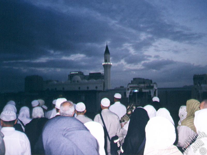 Peygamber Efendimiz`in Camisinin (Mescid-i Nebev�) civar�nda bulunan, Medine`deki Osmanl� eserlerinden Hz.
