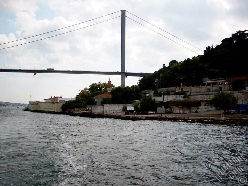 Denizden Ortak�y sahili.
