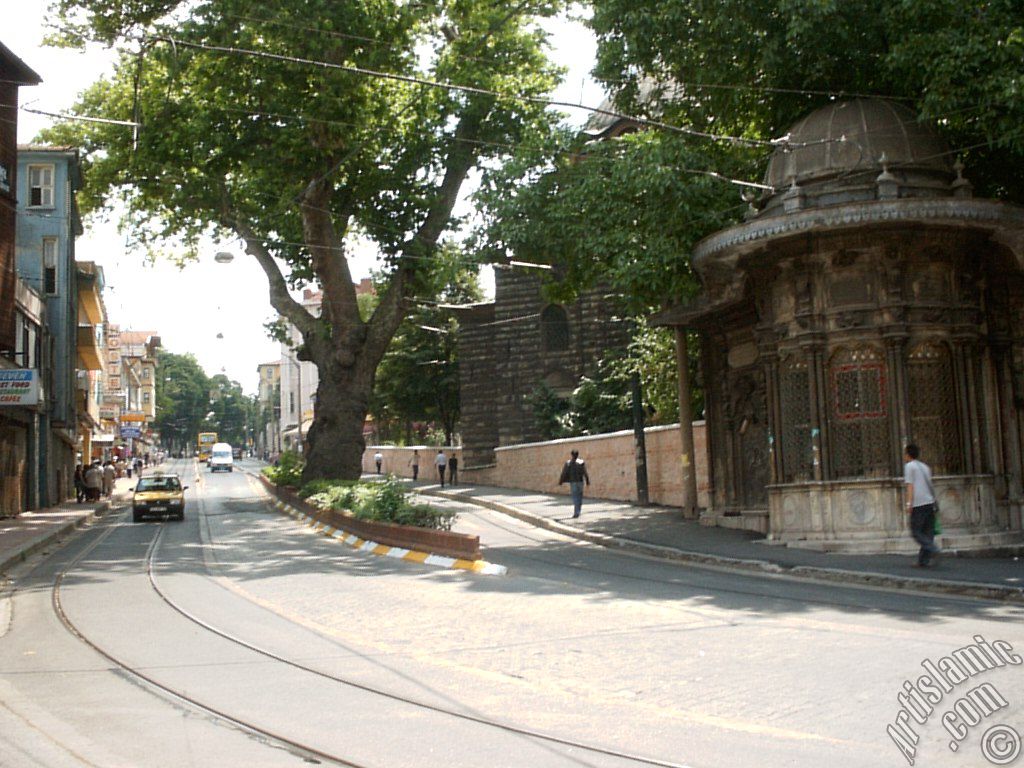 �stanbul`da G�lhane Park�`n�n �n�nden Sultan Ahmet y�n�ne do�ru bak��.
